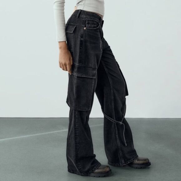 Zara Mid Rise Wide Leg Black Denim Cargo TRF Jeans - Picture 5 of 10